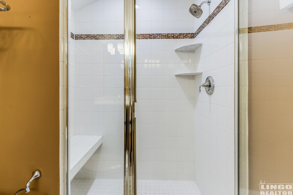 030_img_1334_491 100 Anglers Road #B5 Rental Property
