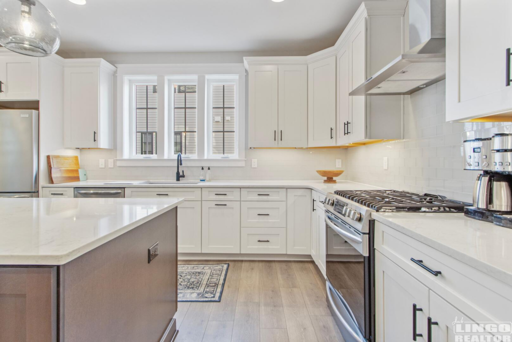 011_img_0753_726 17232 Brinleighs Way Rental Property