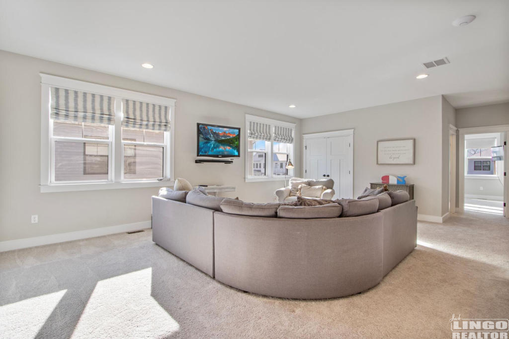 024_img_0798_195 17232 Brinleighs Way Rental Property