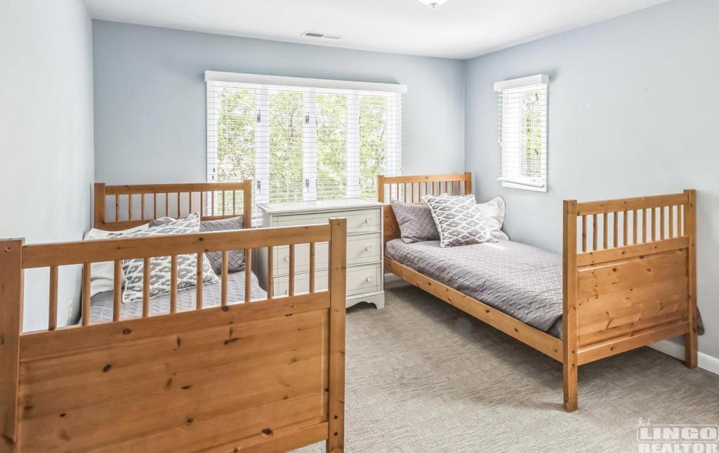 8+milton+9 8 Milton Avenue Rental Property