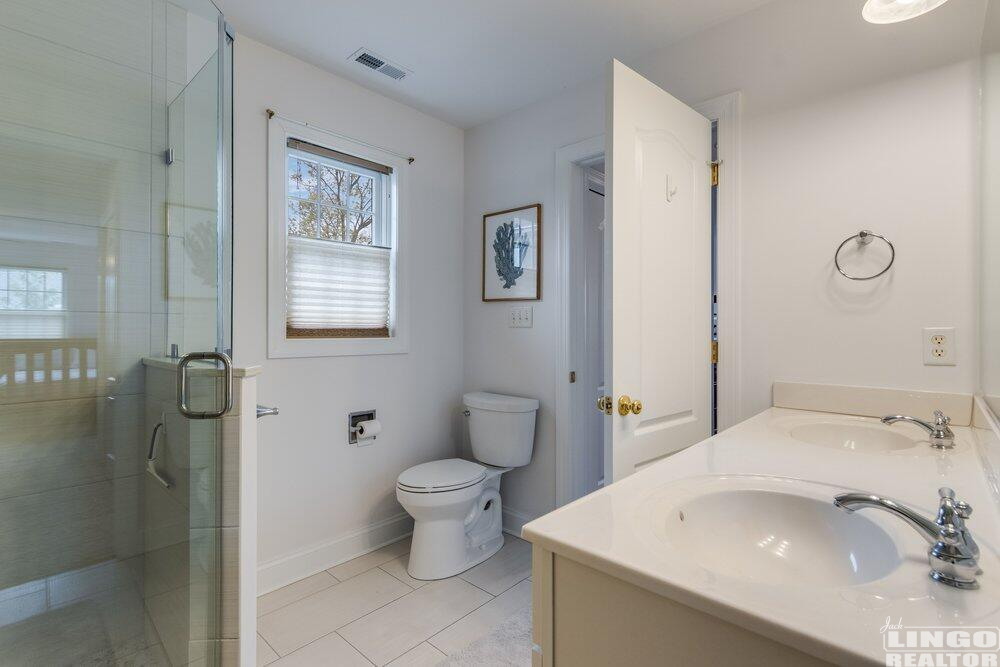 009_img_8245_758 108 McFee St. Rental Property