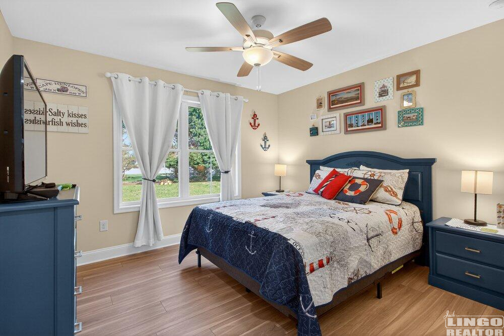 013_img_3450_750 17988 Robinsonville Rd Rental Property