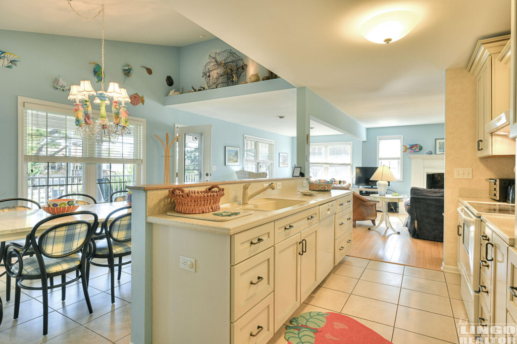 7+Camden+Kitchen+2 7 Camden Avenue Rental Property