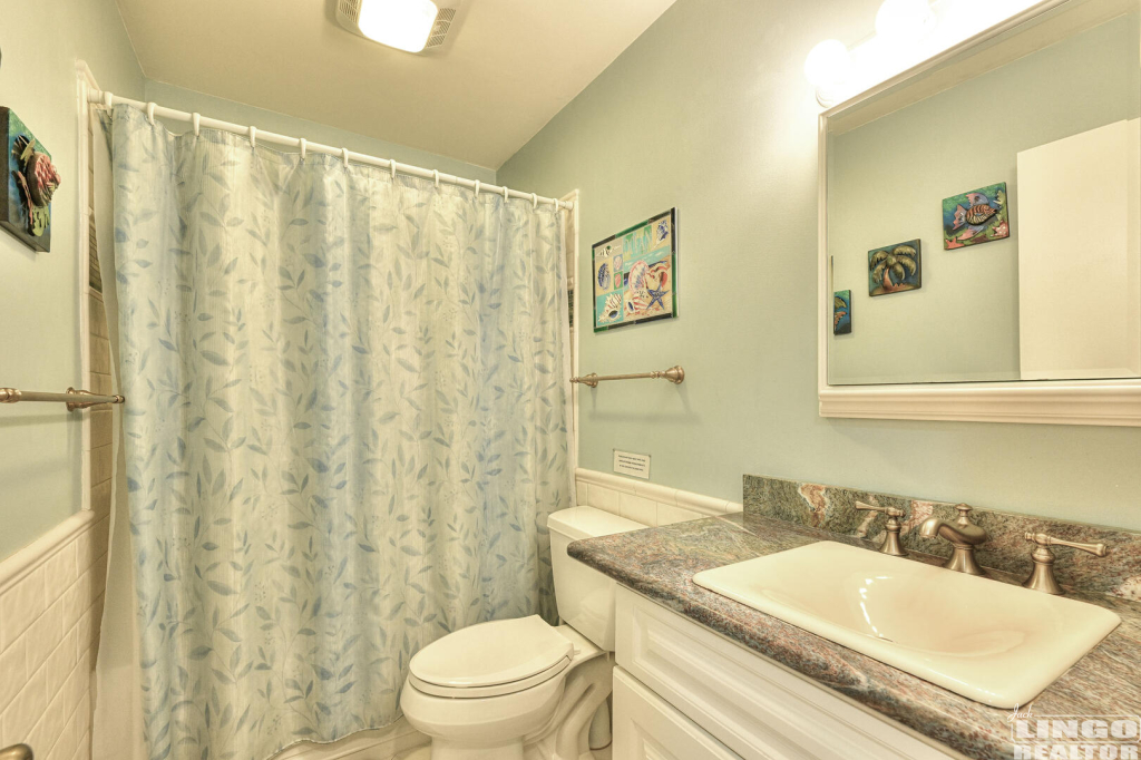 52+Port+Lewes+Bathroom 53 Cape Henlopen Drive #52 Rental Property