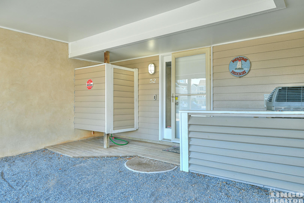 52+Port+Lewes+Front+Door+Shower 53 Cape Henlopen Drive #52 Rental Property