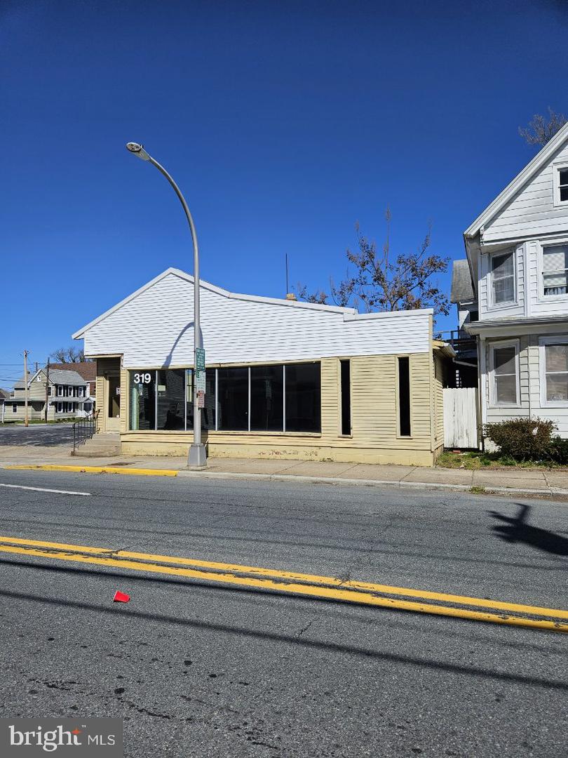 317 W DIVISION STREET, DOVER, DE - Jack Lingo Realtor