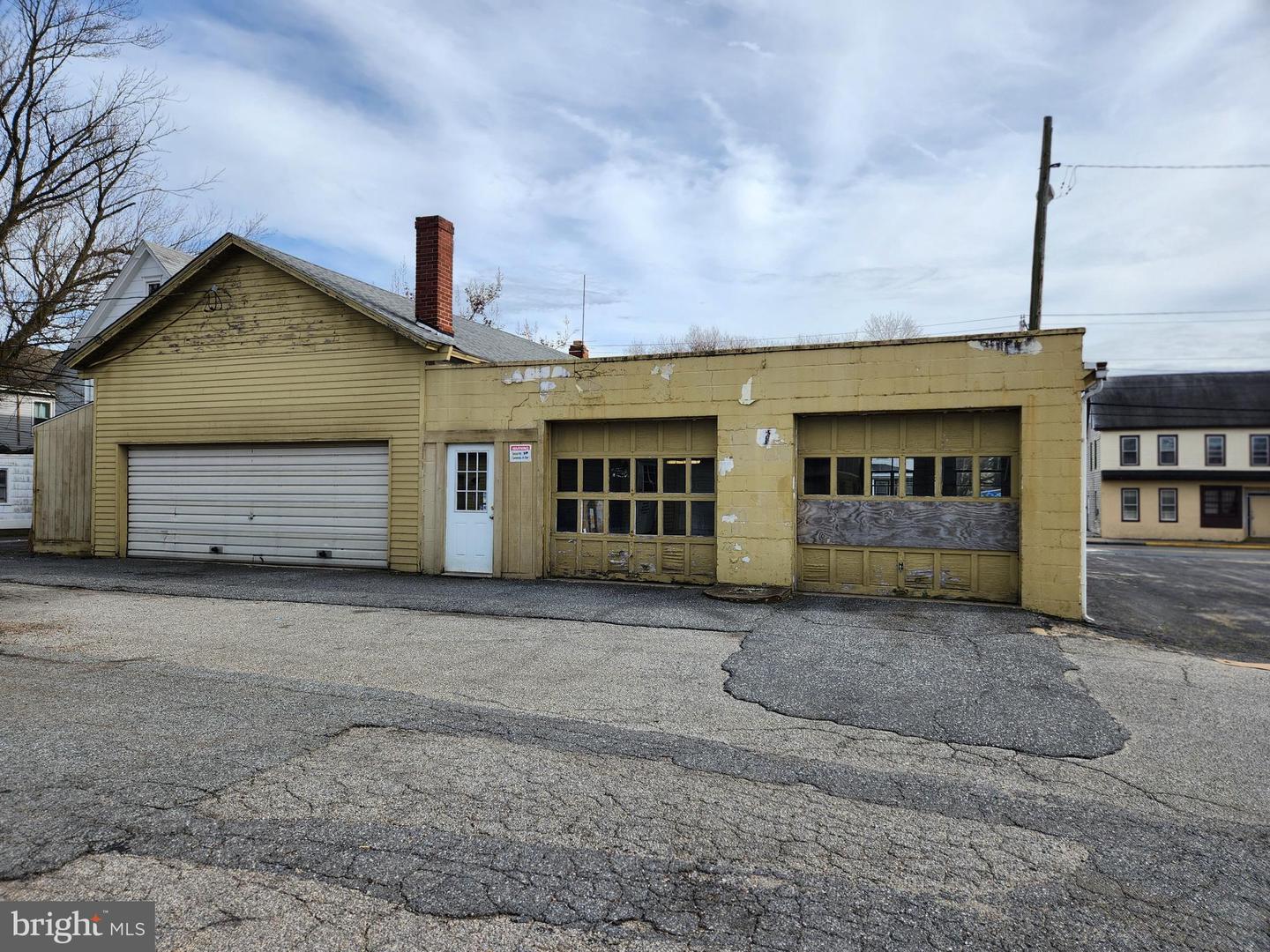 DEKT2029172-803406949710-2024-10-07-10-41-23 317 W Division Street | Dover, DE Real Estate For Sale | MLS# Dekt2029172  - Jack Lingo REALTOR