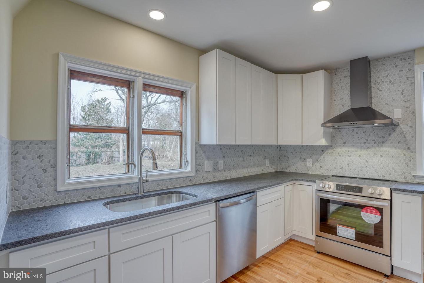DEKT2034838-803624810088-2025-04-26-19-25-27 206 N Walnut St | Milford, DE Real Estate For Sale | MLS# Dekt2034838  - Jack Lingo REALTOR