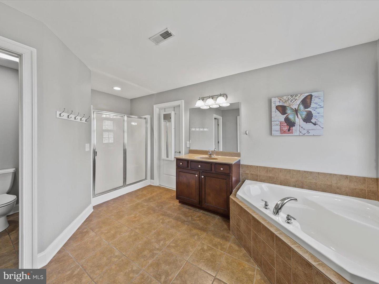 DEKT2034934-803688331970-2025-06-26-15-33-24 205 Laristone Ct | Clayton, DE Real Estate For Sale | MLS# Dekt2034934  - Jack Lingo REALTOR