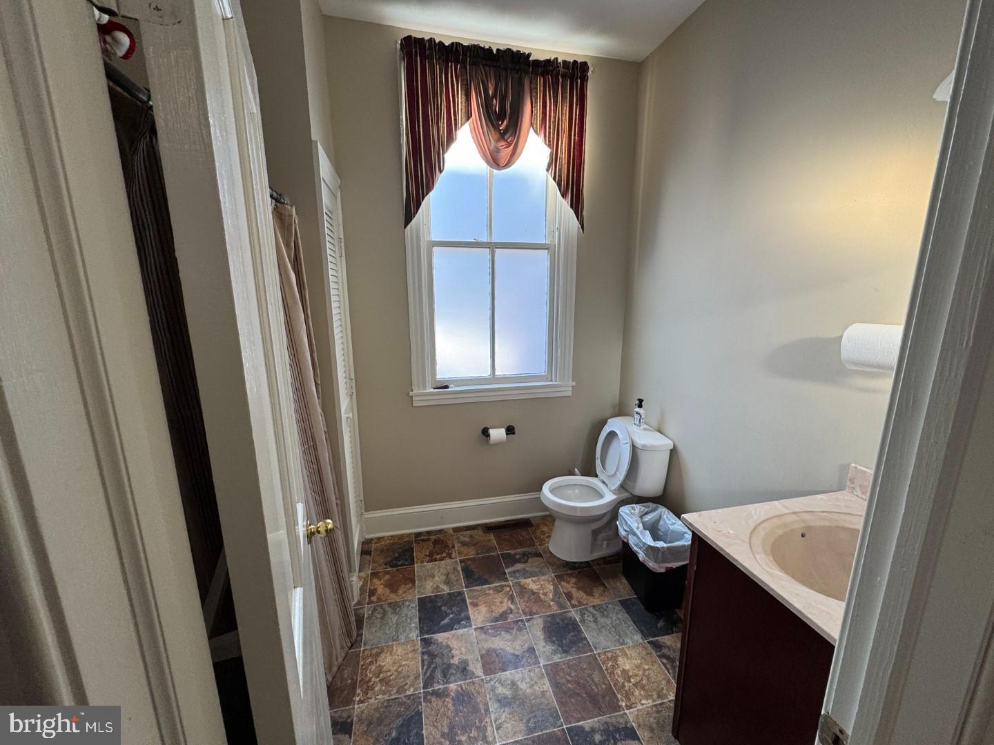 DEKT2035010-803638172920-2025-02-17-16-23-23 6 S State St | Dover, DE Real Estate For Sale | MLS# Dekt2035010  - Jack Lingo REALTOR
