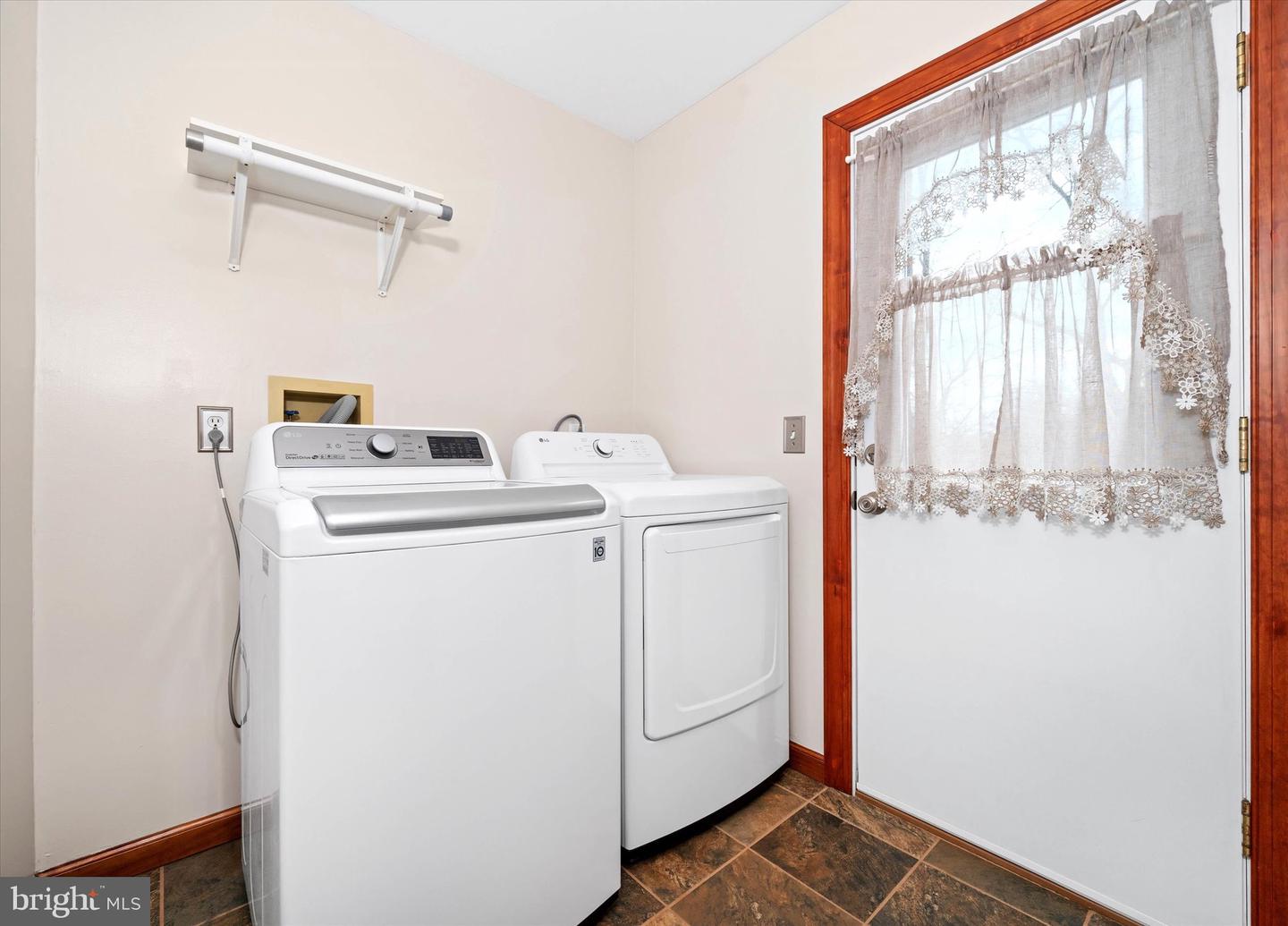 DEKT2035078-803660463996-2025-06-15-19-16-49 135 W Cook Ave | Smyrna, DE Real Estate For Sale | MLS# Dekt2035078  - Jack Lingo REALTOR