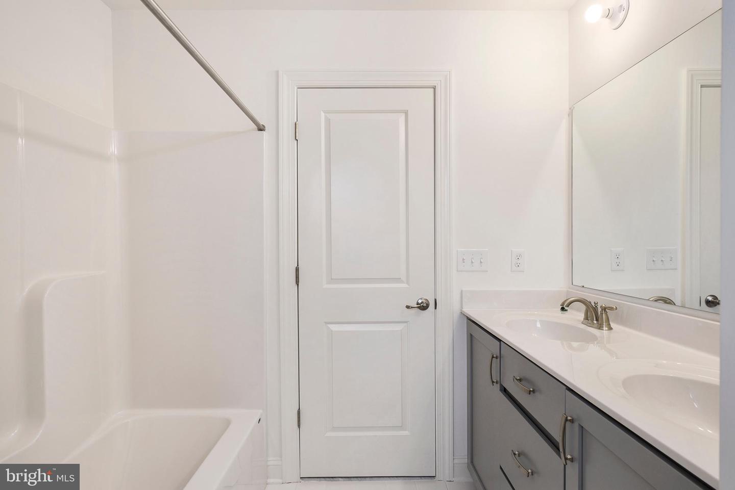 DEKT2036466-803843156362-2025-05-11-12-48-30 33 Seldon Dr #5 Cochran | Smyrna, DE Real Estate For Sale | MLS# Dekt2036466  - Jack Lingo REALTOR