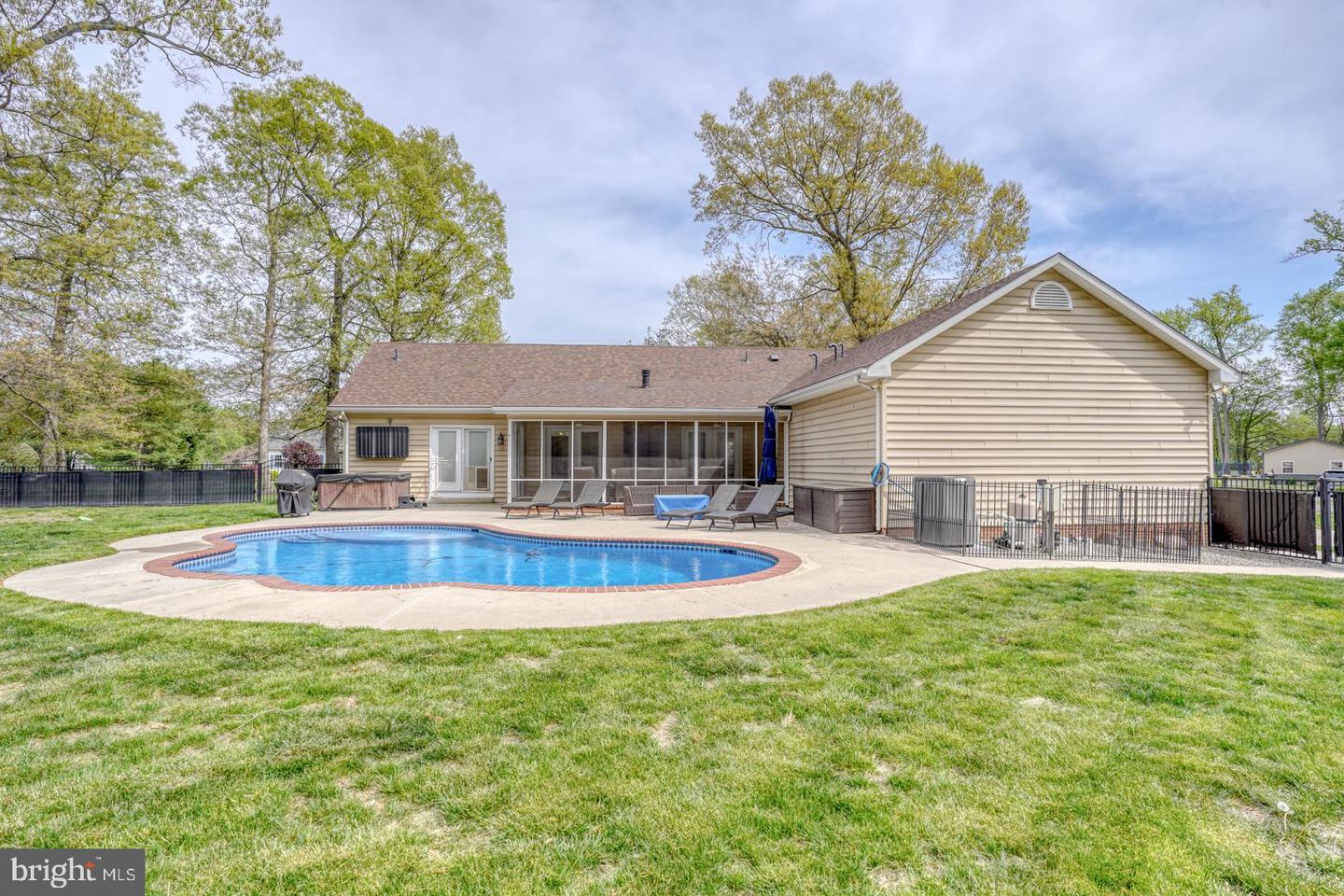 DEKT2037004-803799658274-2025-04-30-00-13-59 306 Parkway Dr | Dover, DE Real Estate For Sale | MLS# Dekt2037004  - Jack Lingo REALTOR