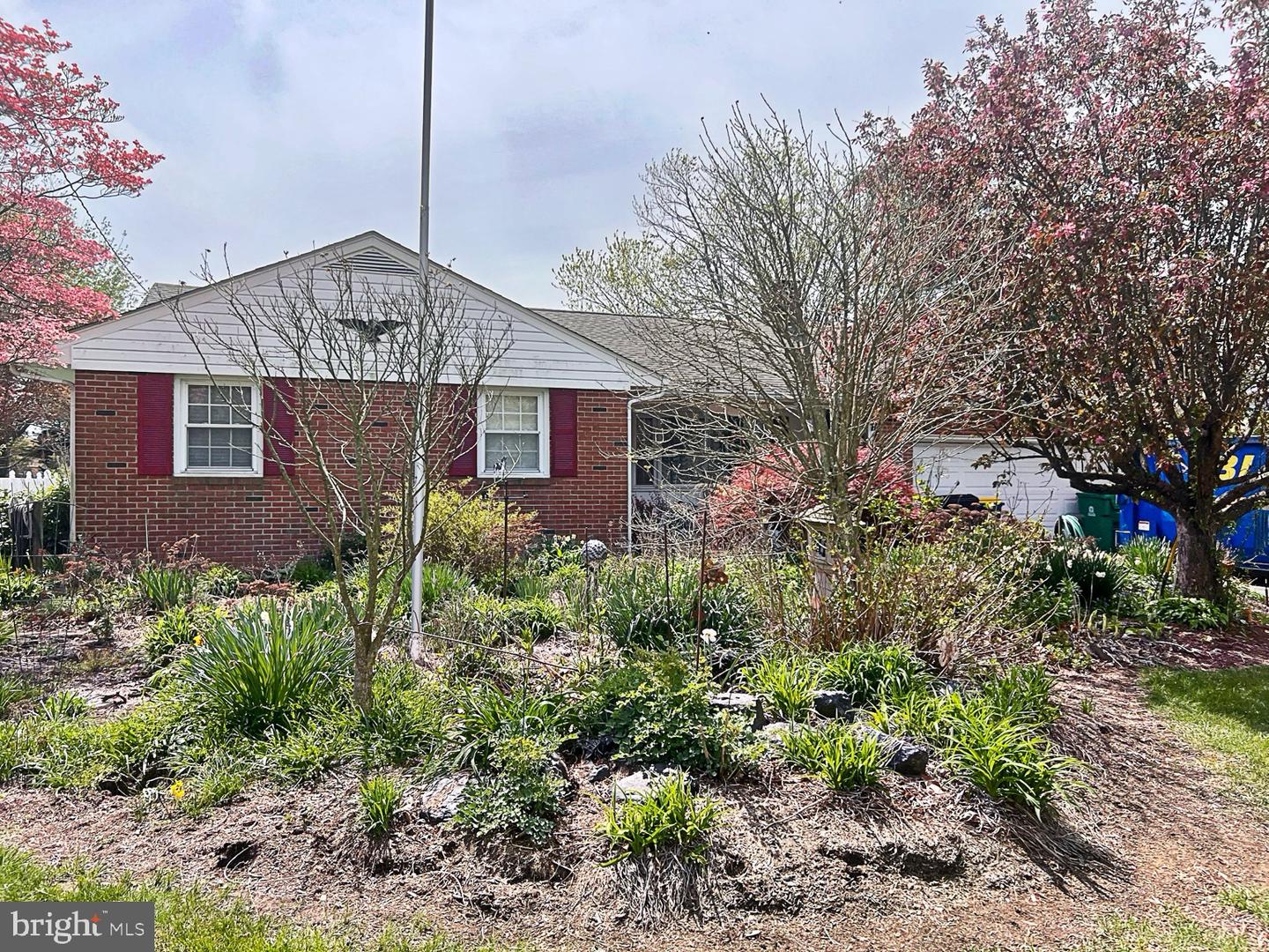 DEKT2037296-803821297188-2025-05-23-00-10-34 10 Smallwood Dr | Dover, DE Real Estate For Sale | MLS# Dekt2037296  - Jack Lingo REALTOR