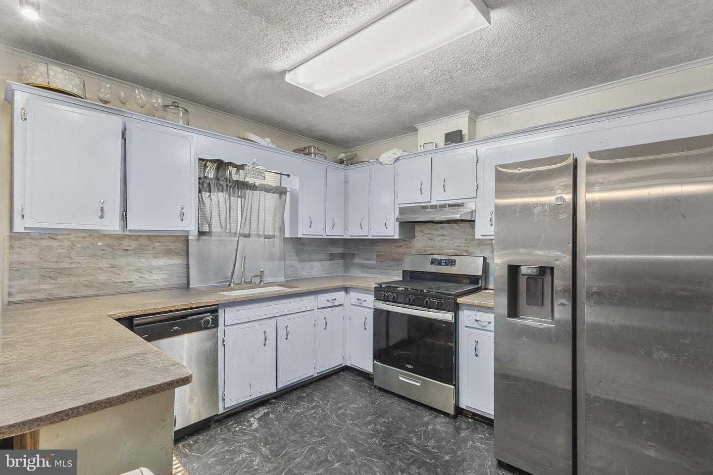 DEKT2037418-803858108136-2025-05-21-00-06-15 212 Greenview Dr | Dover, DE Real Estate For Sale | MLS# Dekt2037418  - Jack Lingo REALTOR