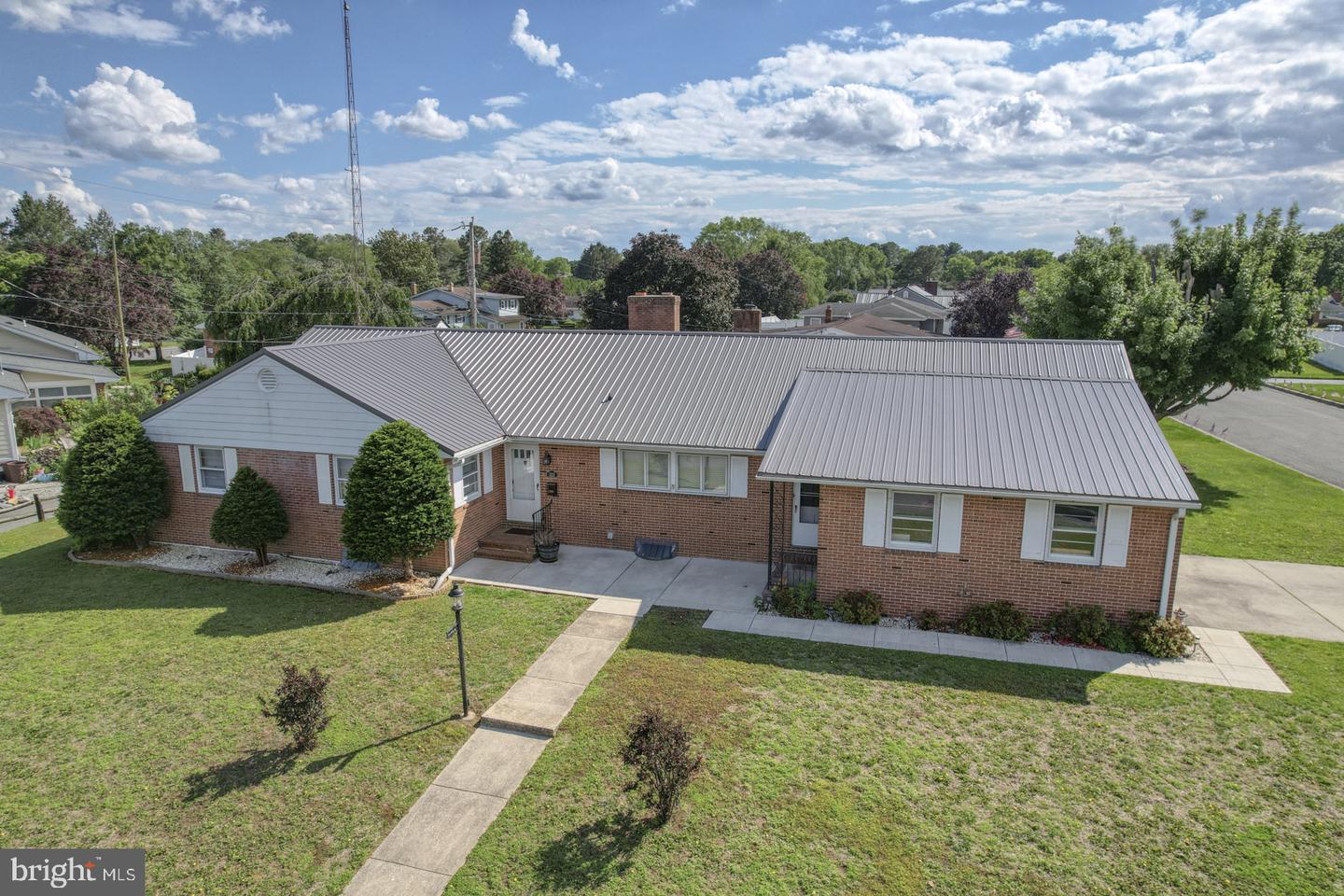 DEKT2037900-803880909856-2025-06-16-21-53-24 333 S School Ln | Smyrna, DE Real Estate For Sale | MLS# Dekt2037900  - Jack Lingo REALTOR