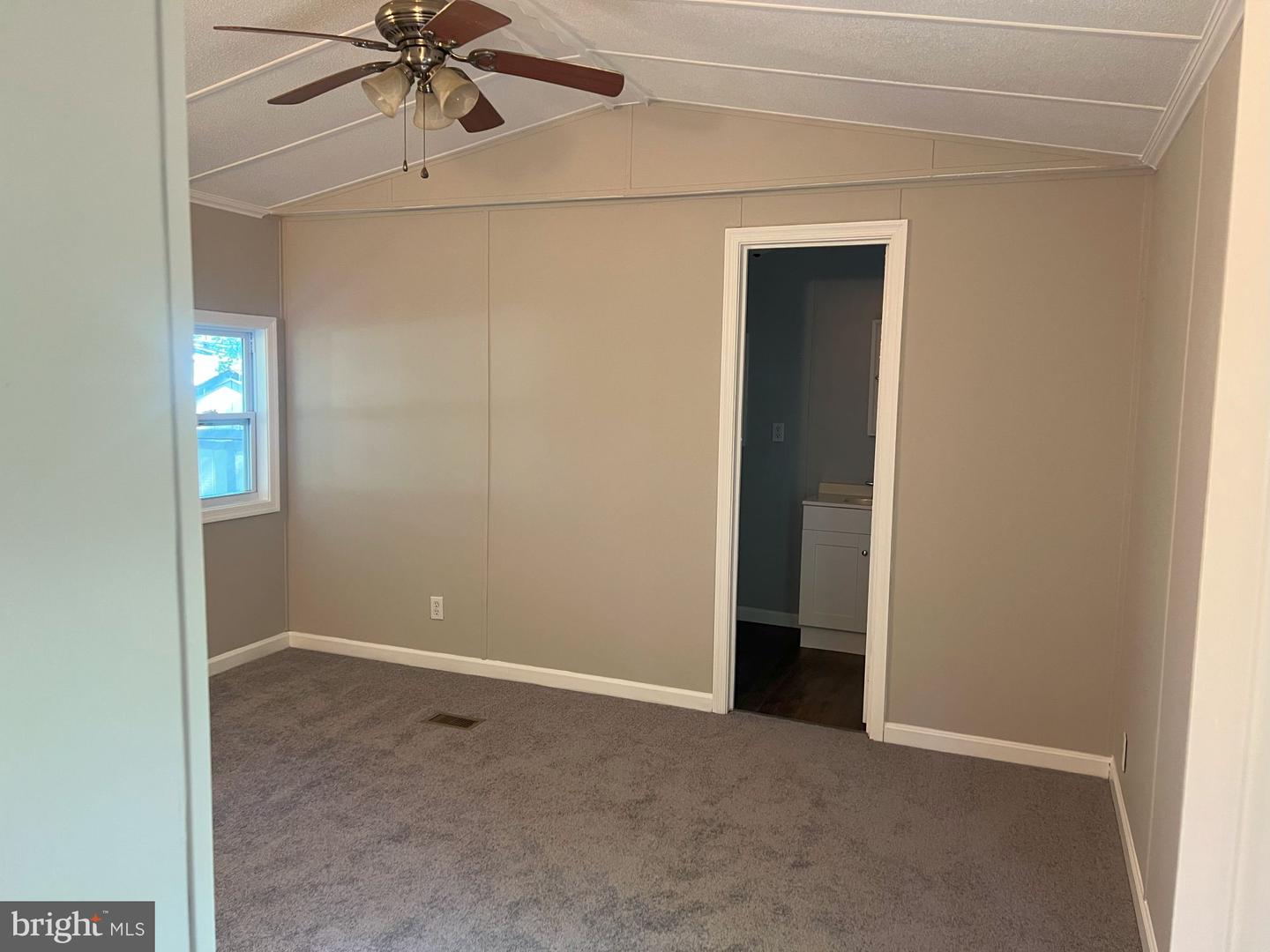 DEKT2040428-804115253116-2025-08-25-13-45-43 128 Ivy Ridge Ct #128 | Smyrna, DE Real Estate For Sale | MLS# Dekt2040428 - Jack Lingo REALTOR DEKT2040428-804115253116-2025-08-25-13-45-43 128 Ivy Ridge Ct #128 | Smyrna, DE Real Estate For Sale | MLS# Dekt2040428 - Jack Lingo REALTOR