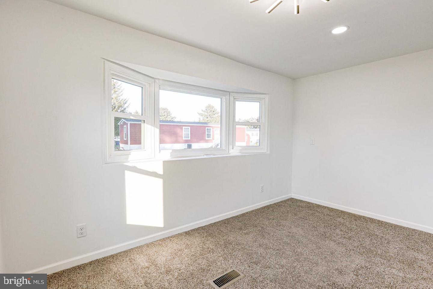 DEKT2040528-804122506494-2025-08-28-00-04-50 3 Clayton Dr | Clayton, DE Real Estate For Sale | MLS# Dekt2040528  - Jack Lingo REALTOR
