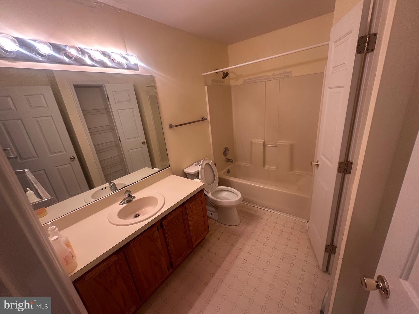 DEKT2041170-804188201860-2025-09-23-05-12-44 133 Red Oak Dr | Dover, DE Real Estate For Sale | MLS# Dekt2041170  - Jack Lingo REALTOR