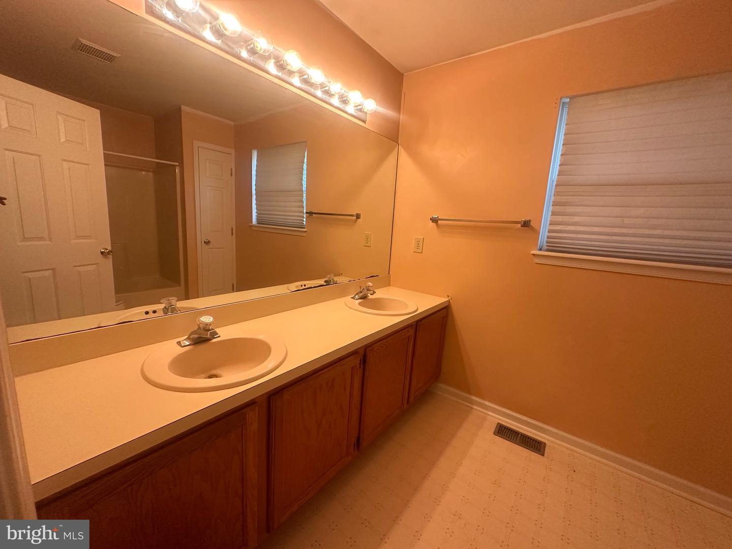 DEKT2041170-804188202170-2025-09-23-05-12-44 133 Red Oak Dr | Dover, DE Real Estate For Sale | MLS# Dekt2041170  - Jack Lingo REALTOR