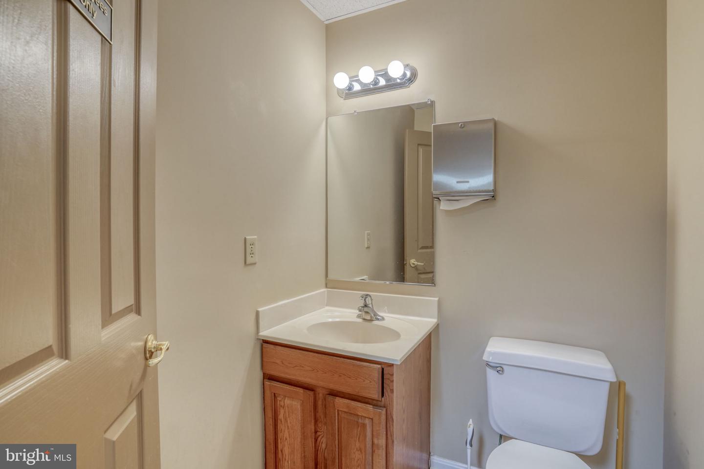DEKT2042630-804458460020-2026-01-20-11-31-48 642 S Queen St #103 | Dover, DE Real Estate For Sale | MLS# Dekt2042630  - Jack Lingo REALTOR