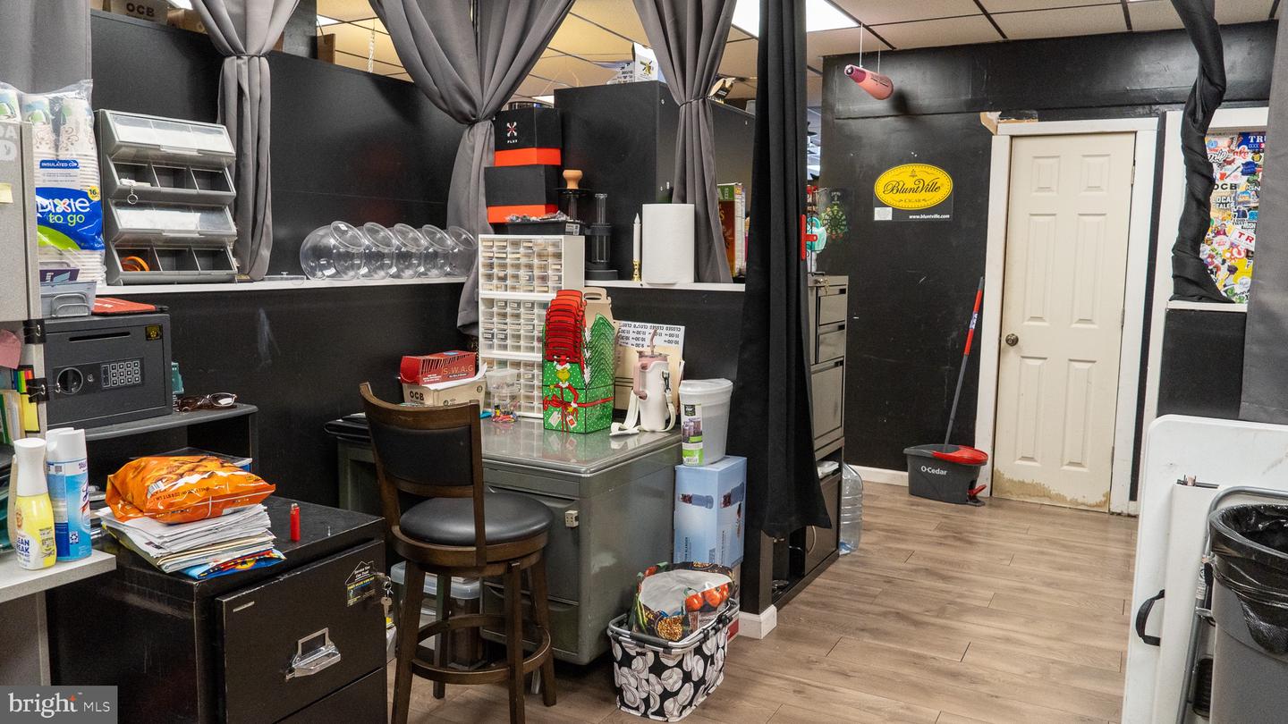 DEKT2042914-804348207638-2025-12-08-15-11-06 First State Vape Llc 470 N Dupont Hwy | Dover, DE Real Estate For Sale | MLS# Dekt2042914  - Jack Lingo REALTOR