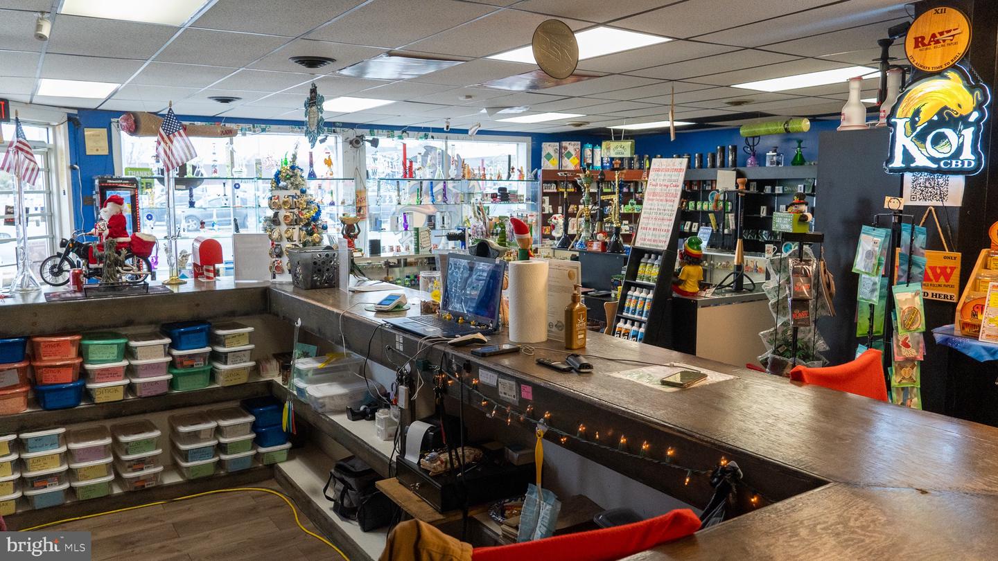 DEKT2042914-804348207662-2025-12-08-15-11-07 First State Vape Llc 470 N Dupont Hwy | Dover, DE Real Estate For Sale | MLS# Dekt2042914  - Jack Lingo REALTOR