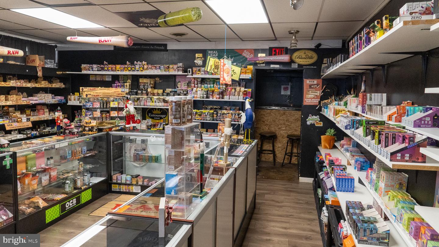 DEKT2042914-804348207874-2025-12-08-15-11-06 First State Vape Llc 470 N Dupont Hwy | Dover, DE Real Estate For Sale | MLS# Dekt2042914  - Jack Lingo REALTOR