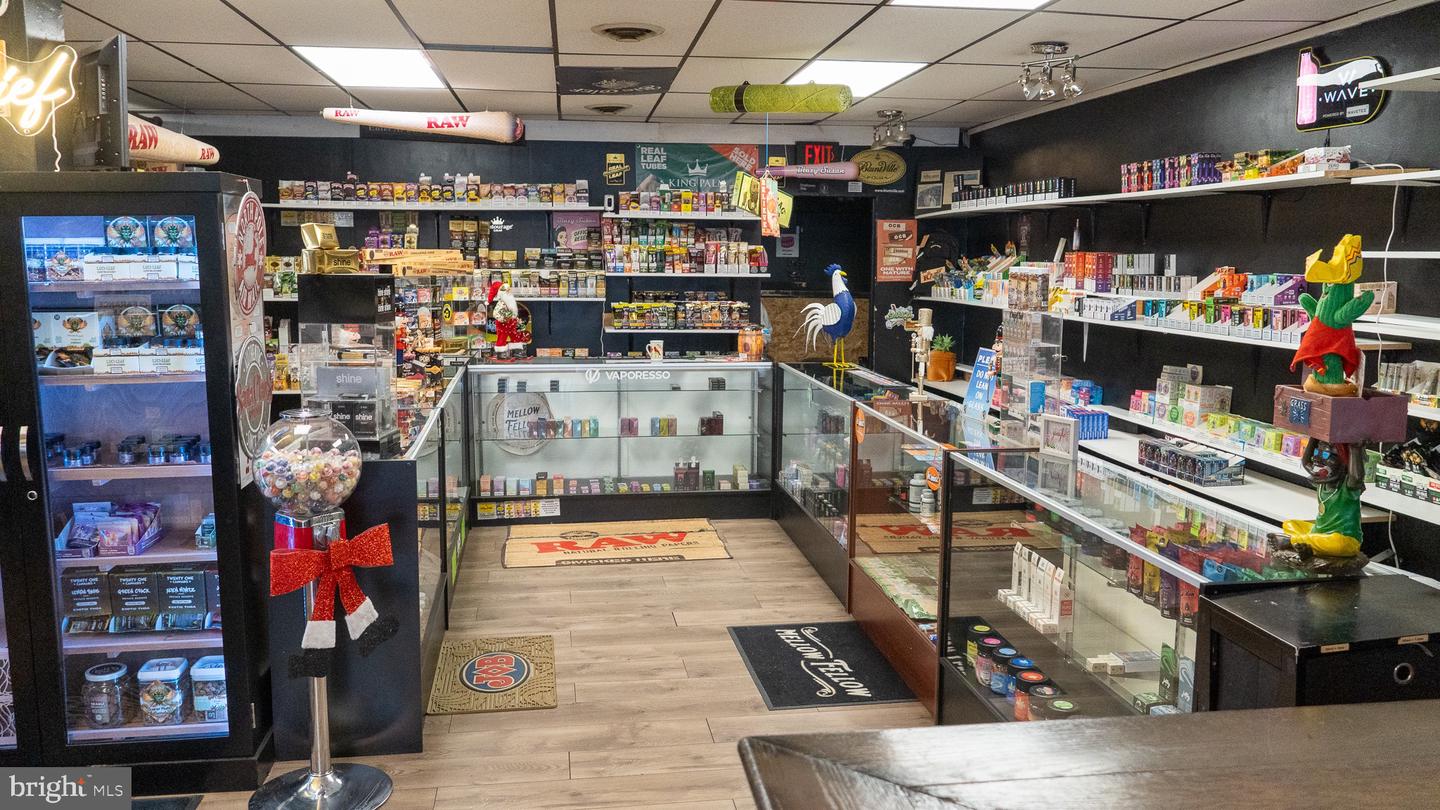 DEKT2042914-804348207906-2025-12-08-15-11-07 First State Vape Llc 470 N Dupont Hwy | Dover, DE Real Estate For Sale | MLS# Dekt2042914  - Jack Lingo REALTOR