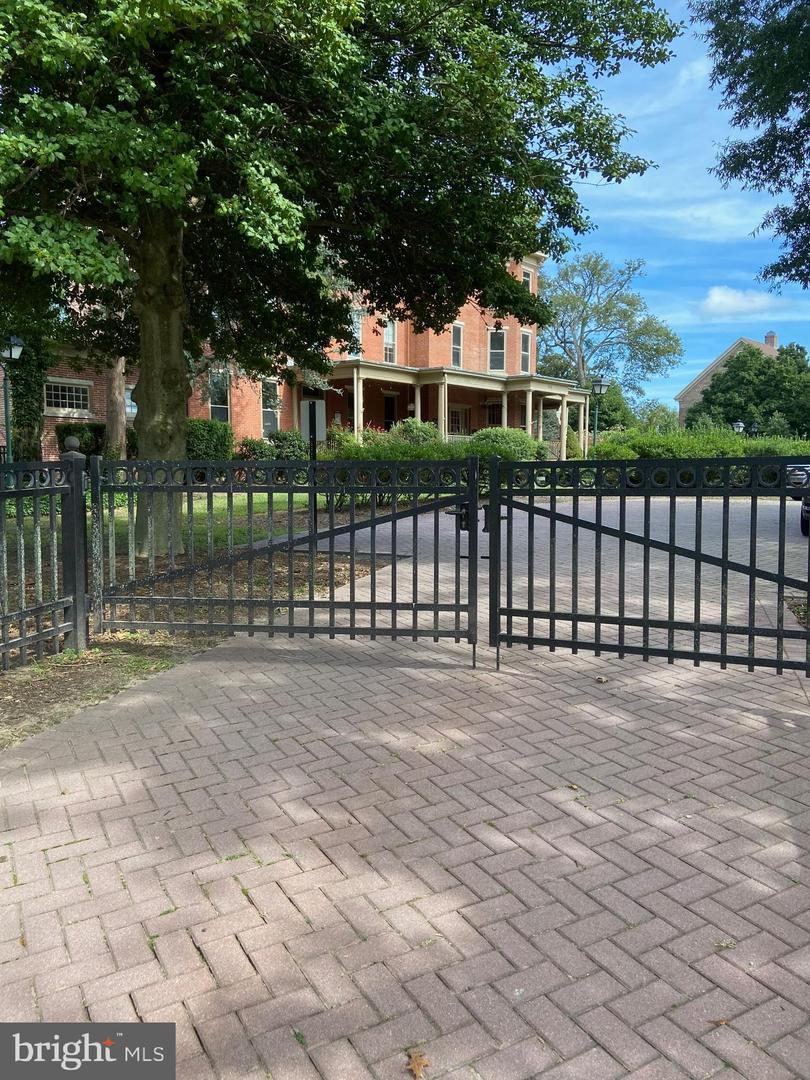 144 KINGS HWY #RESTAURANT & BAR, DOVER, DE - Jack Lingo Realtor