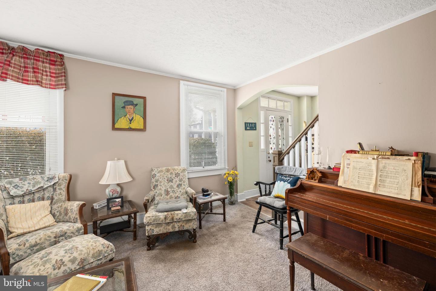 listing image