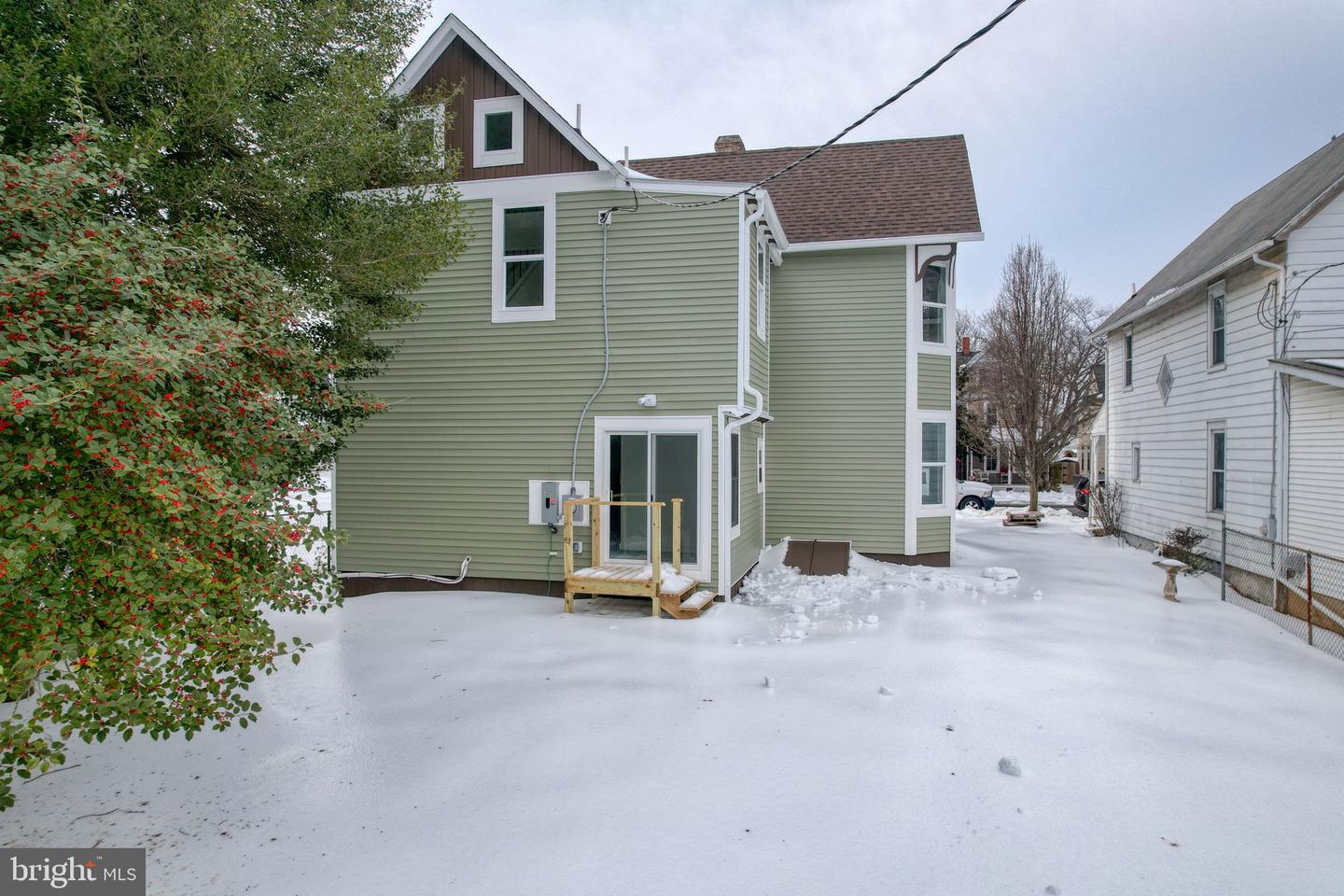 listing image