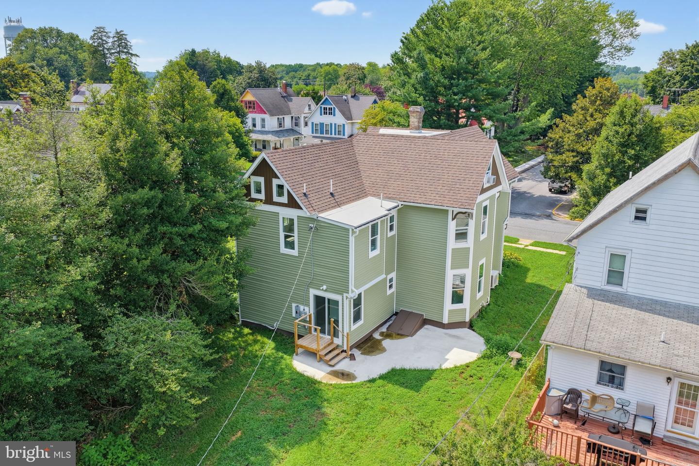listing image