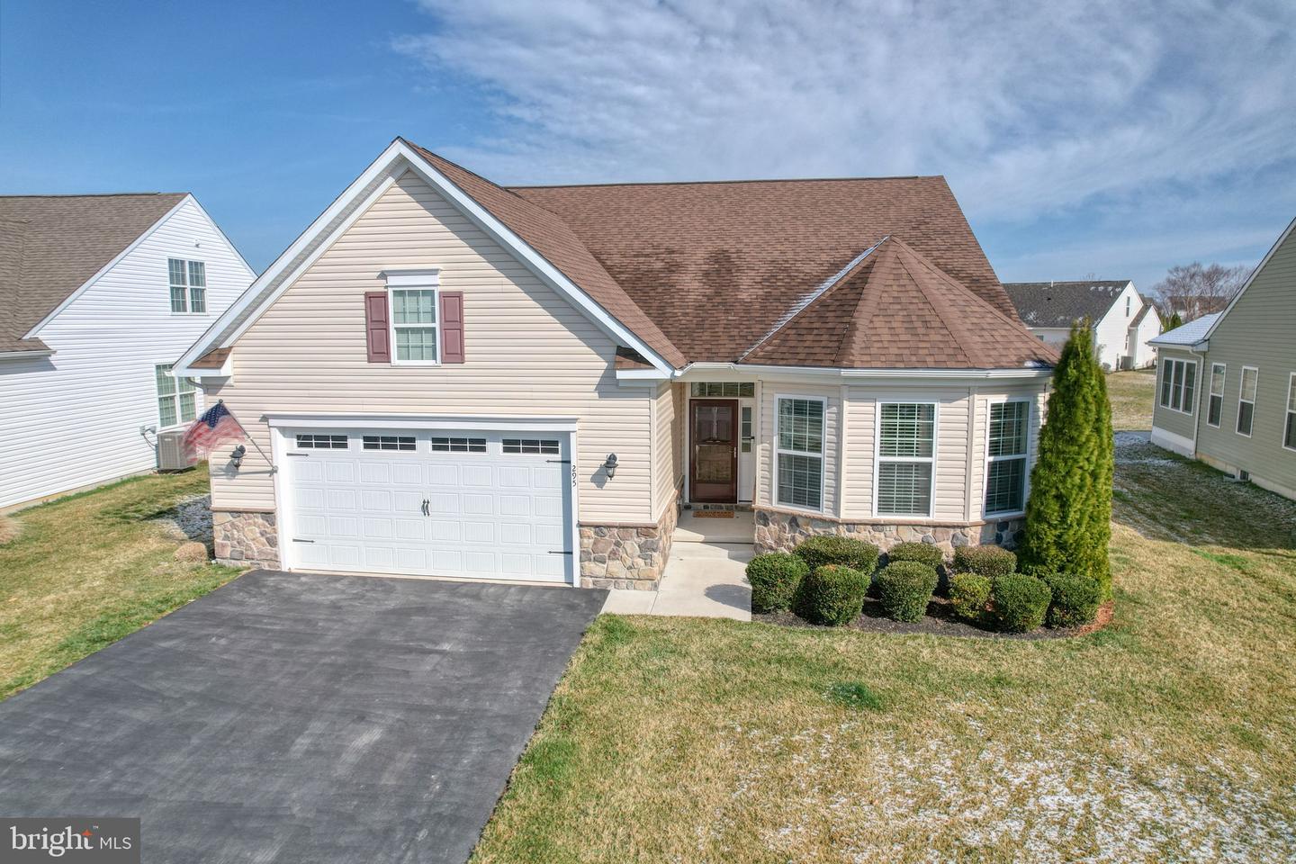listing image