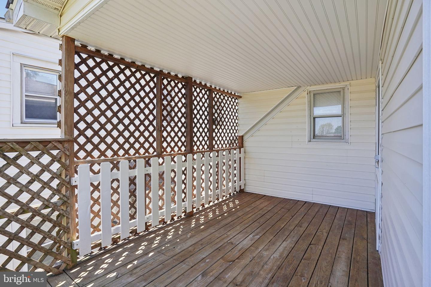 listing image