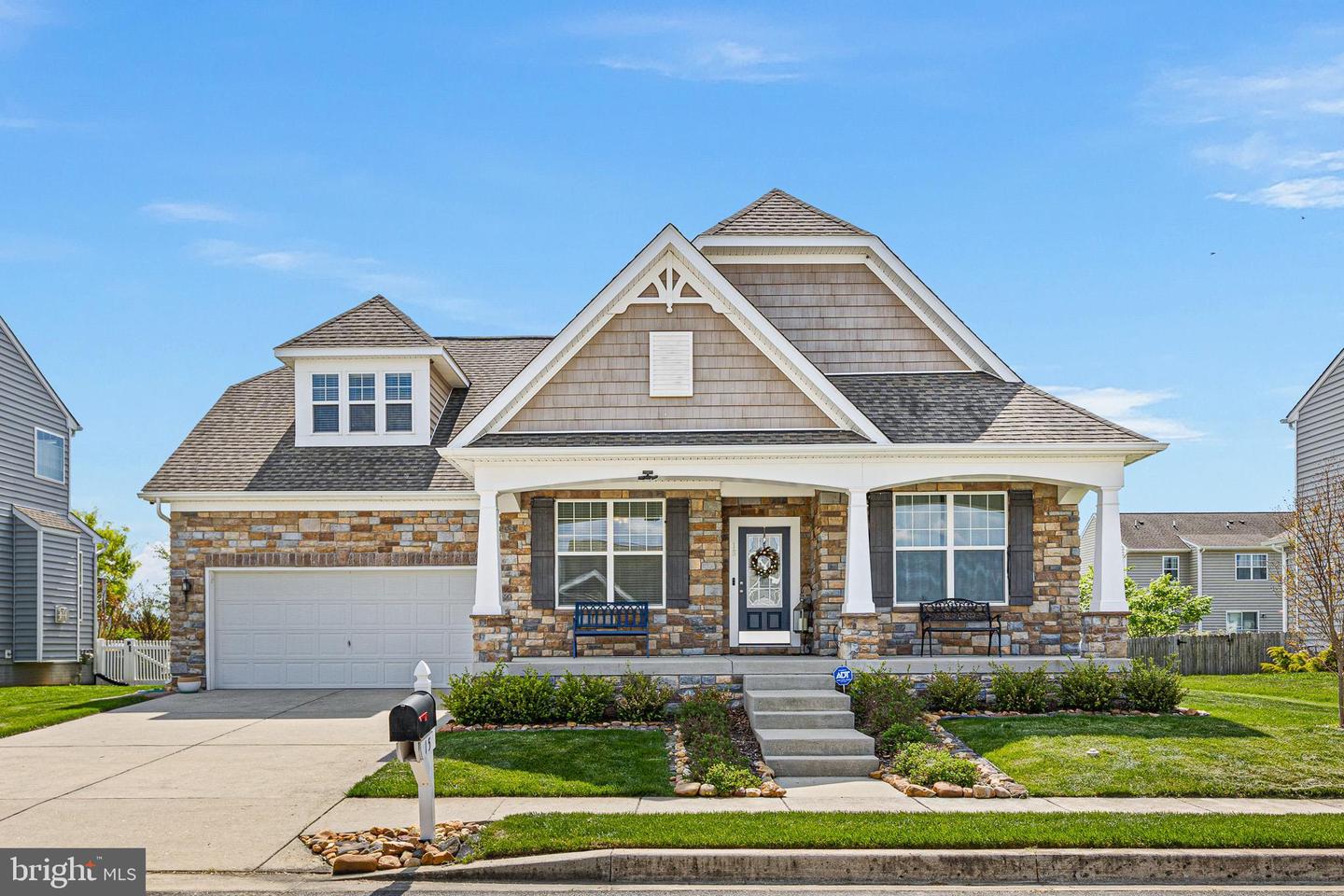listing image