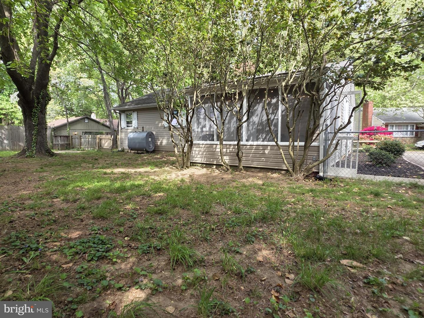 listing image