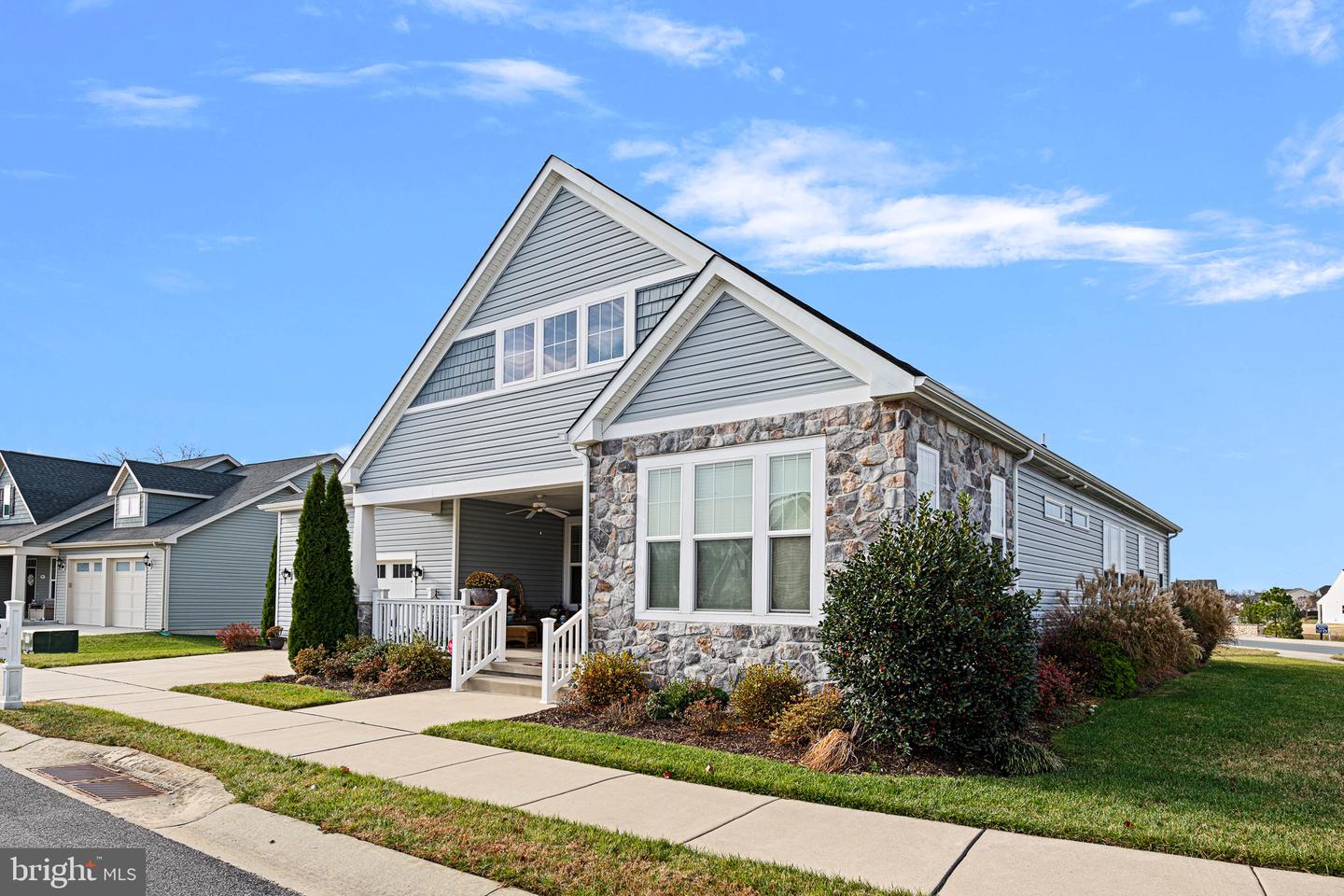 listing image