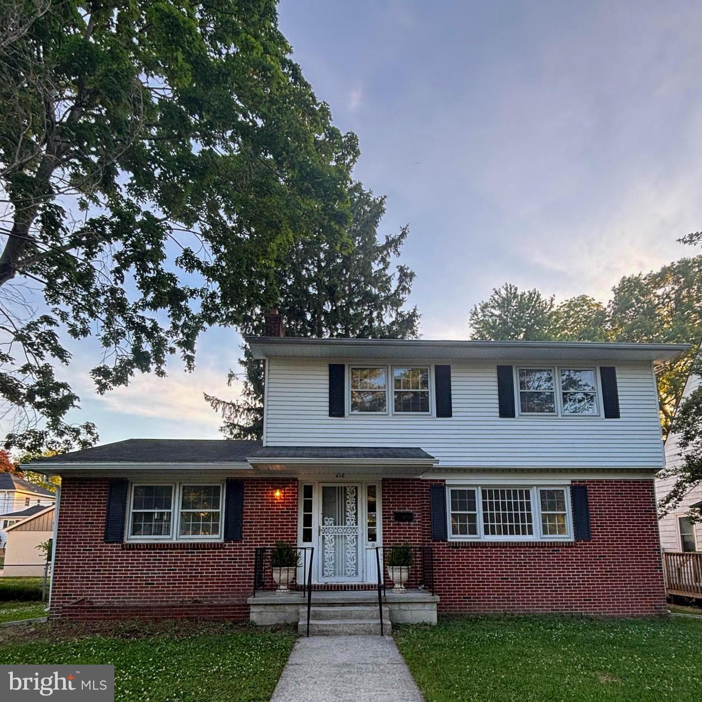 listing image