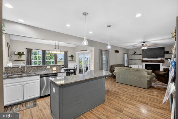 listing image