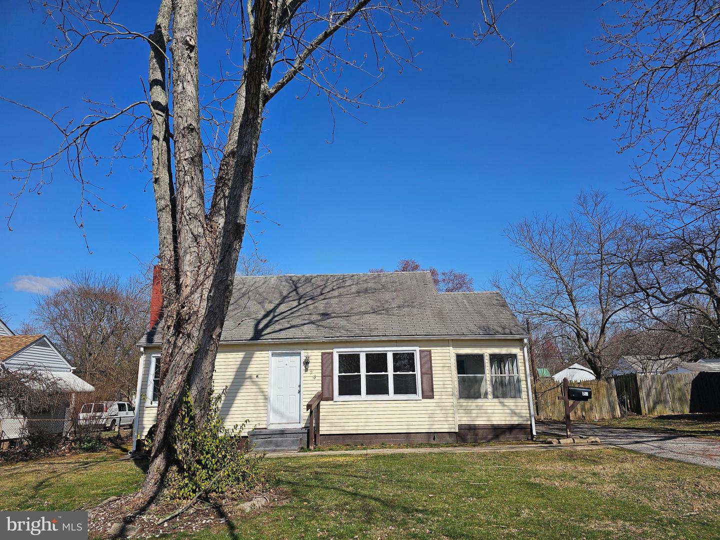 listing image