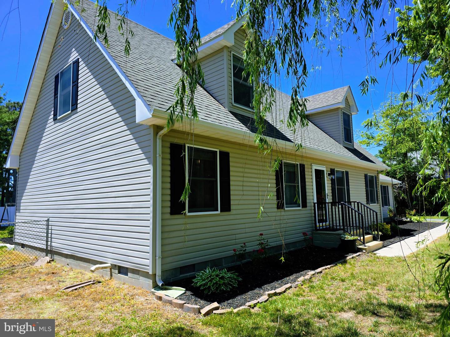 listing image