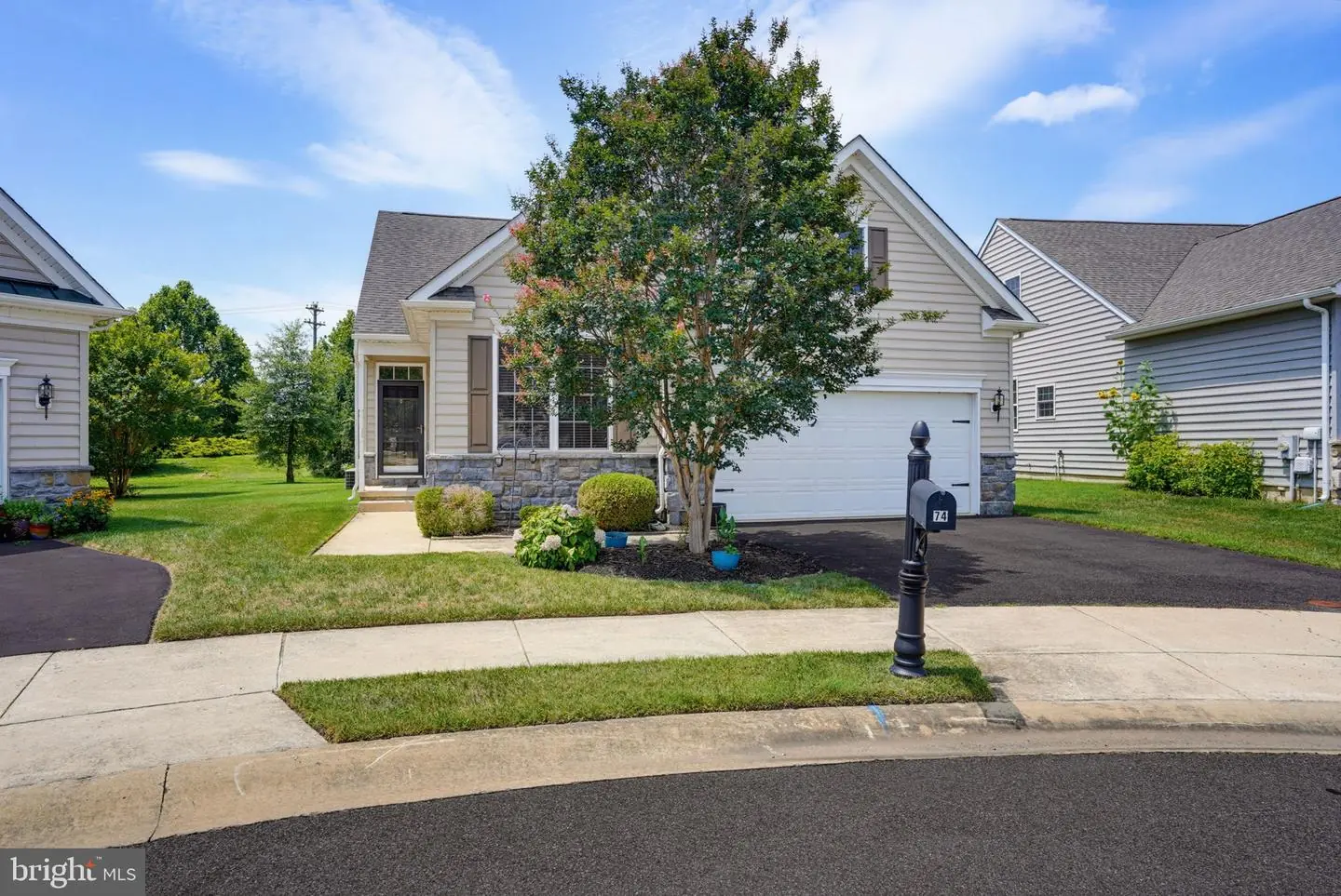 listing image