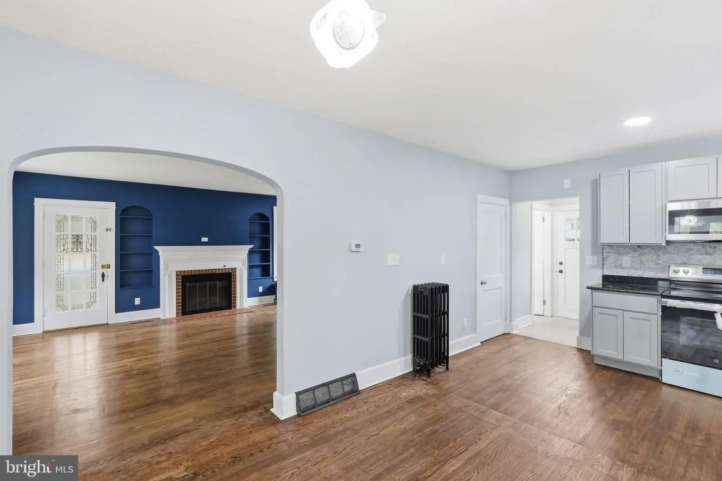 listing image