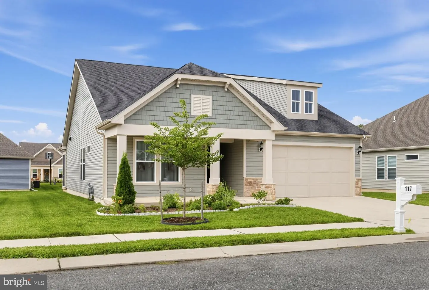 listing image