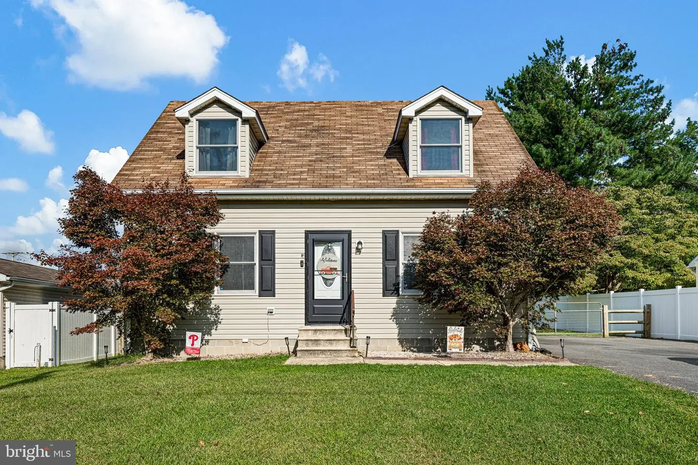 listing image