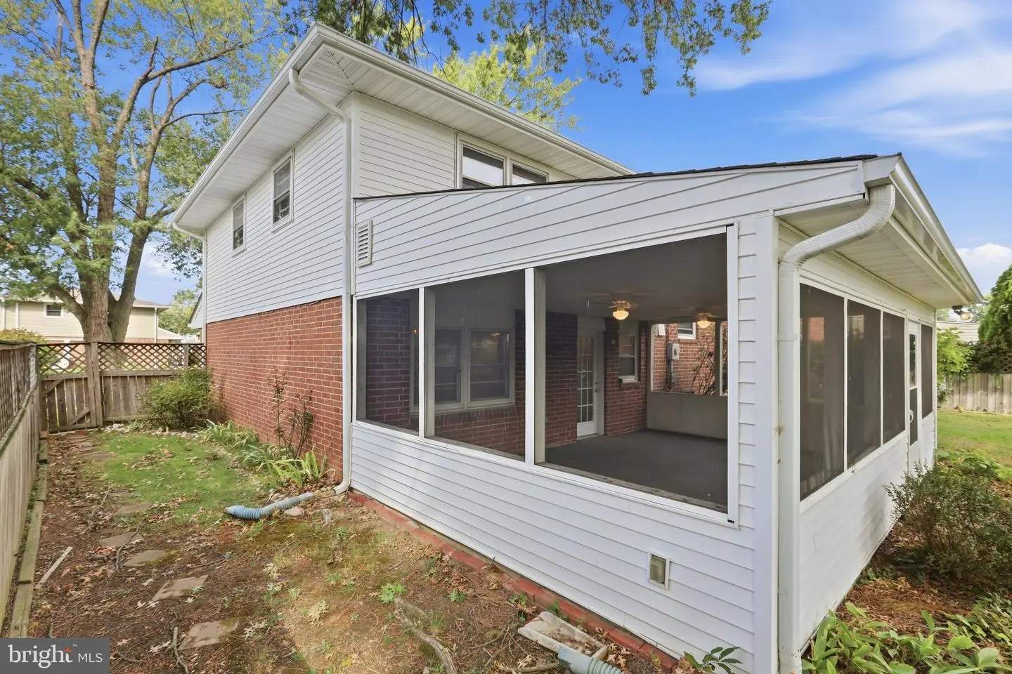 listing image