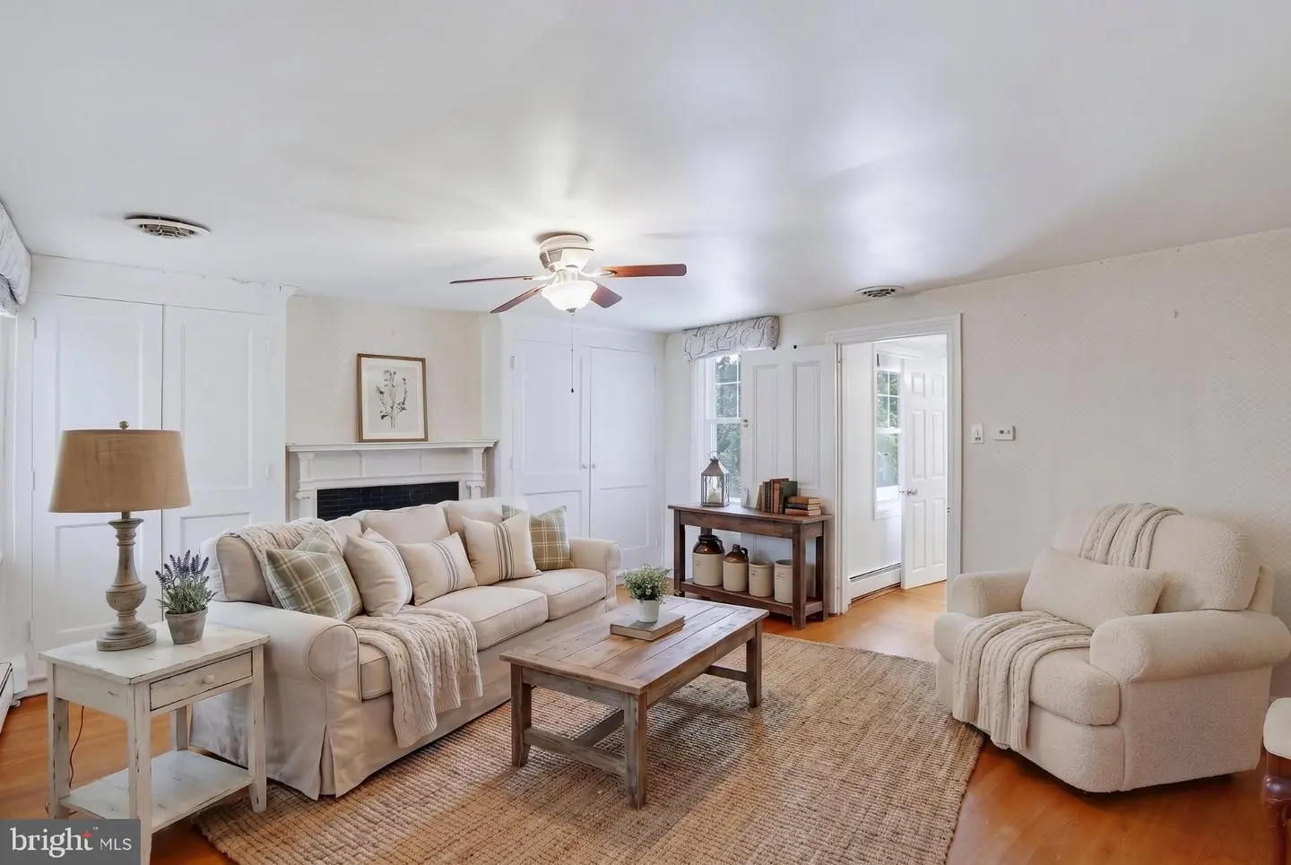 listing image
