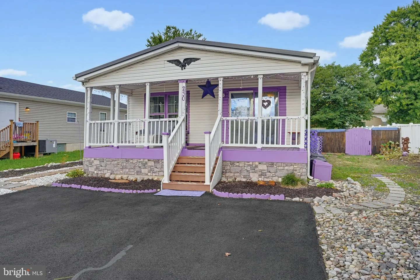listing image