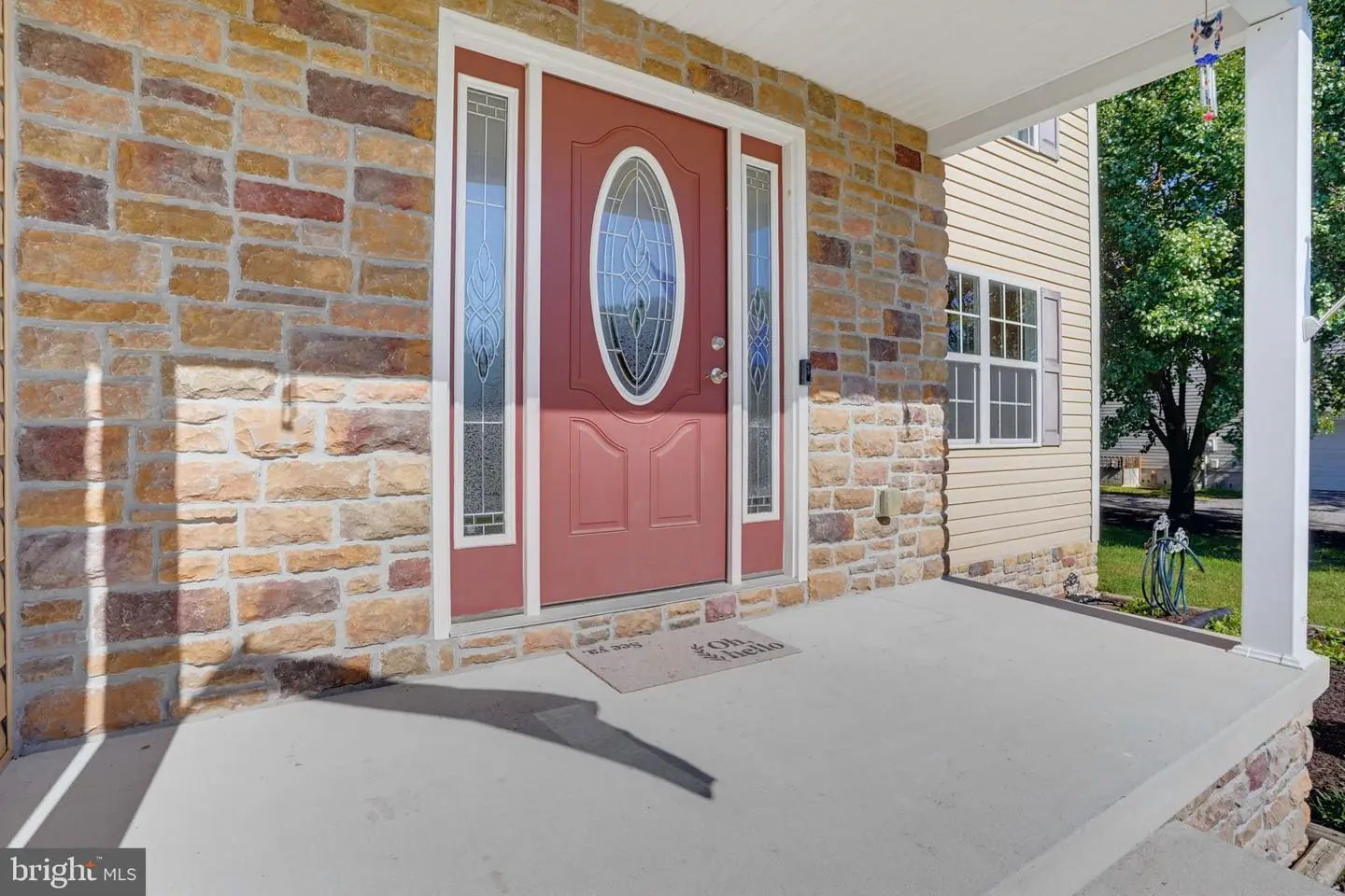 listing image